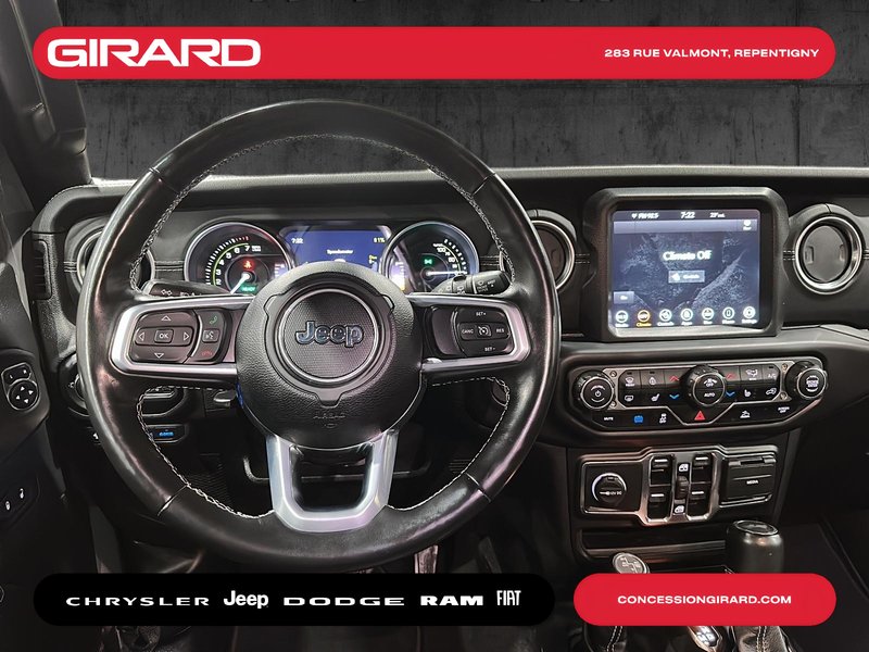 Jeep Wrangler 4xe Unlimited Sahara 2022 **TOIT SKY**GROUPE TECHNO**AUDIO ALPINE**CUIR MCKINLEY**