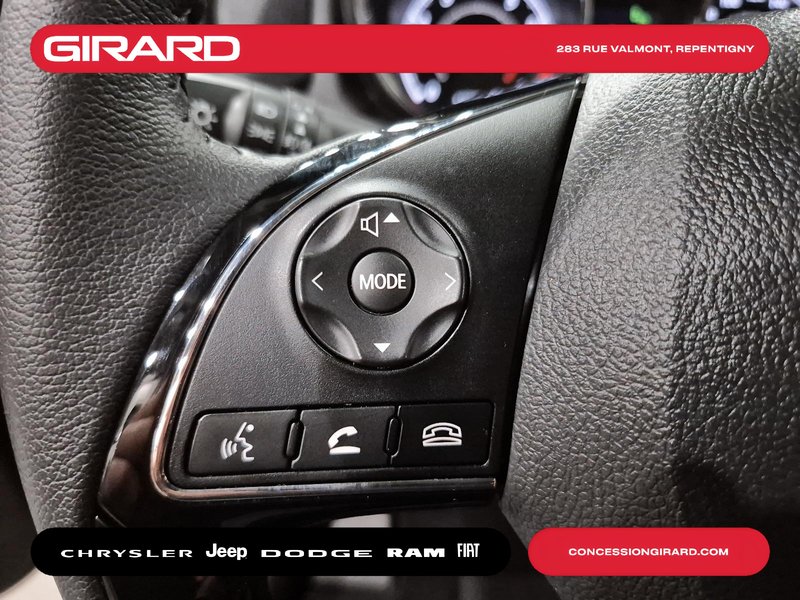 2025 Mitsubishi RVR SE