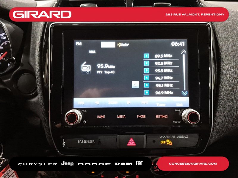 2025 Mitsubishi RVR SE
