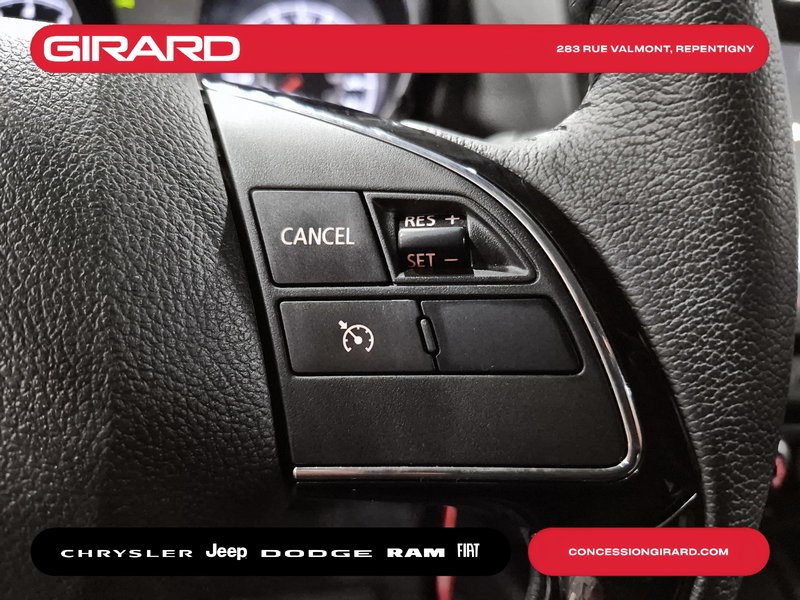 2025 Mitsubishi RVR SE