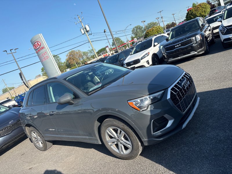 2022 Audi Q3 KOMFORT40 AWD CUIR TOIT NO CARFAX CLAIM