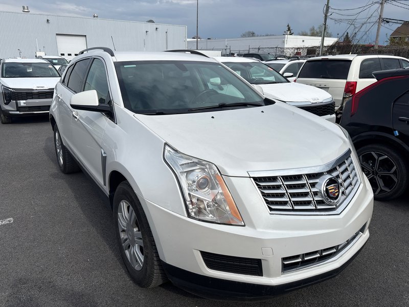 2015 Cadillac SRX V6 BLANC CUIR NOIR TRES BAS KILO