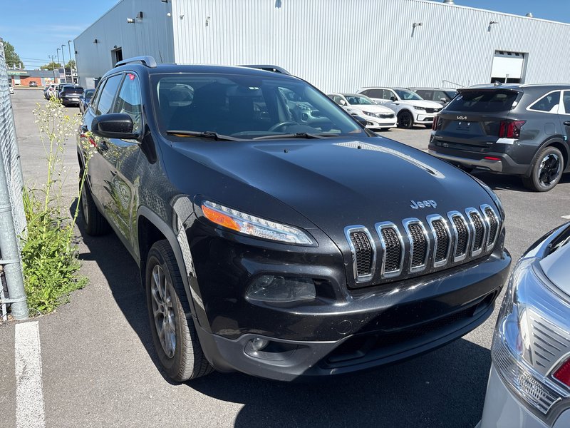Jeep Cherokee NORTH 4X4 4CYL NOIR 2015 1 PROPRIO PAS DE RECLAMTION AU CARFAX