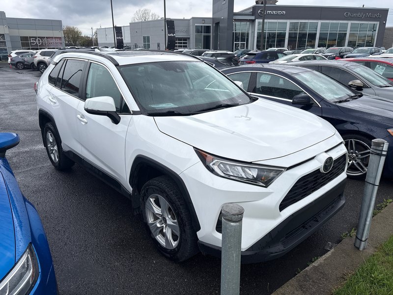 2021 Toyota RAV4 XLE AWD TOIT BLANC BAS KIL0 1 OWNER NO CARFAX CLAIM
