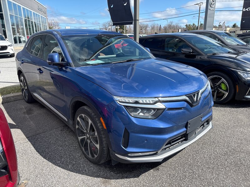 2023 VinFast VF 8 PLUS BLEU CUIR ORANGE TRES BAS KILO 1 OWNER NO CARFAX CLAIM