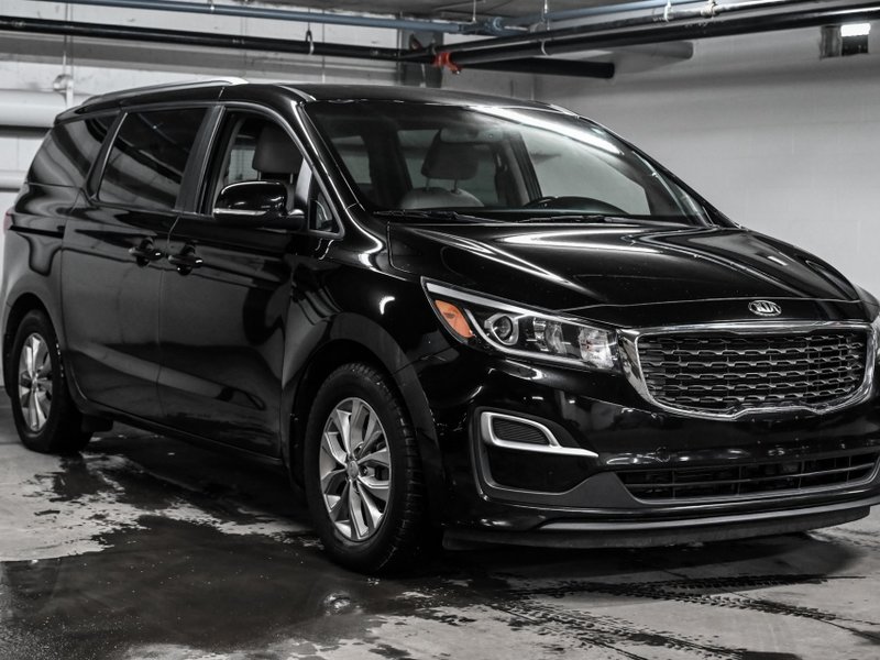 Kia Sedona LX  VEHICLE IS IN VERY GOOD CONDITION **OUR CARS ARE INSPECTED AND READY TO GO...WE PAY THE MAXIMUM FOR YOUR EXCHANGE!! BE QUICK 2019