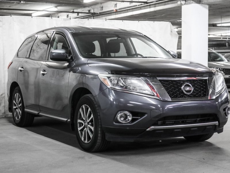 2014 Nissan Pathfinder S 4WD  VEHICLE IS IN VERY GOOD CONDITION **OUR CARS ARE INSPECTED AND READY TO GO...WE PAY THE MAXIMUM FOR YOUR EXCHANGE!! BE QU