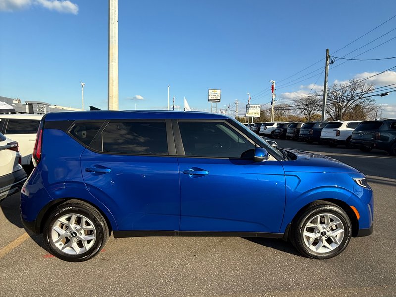 2023 Kia Soul EX