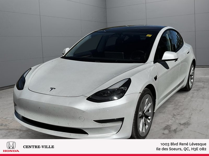 2021 Tesla Model 3 in Montreal, Quebec