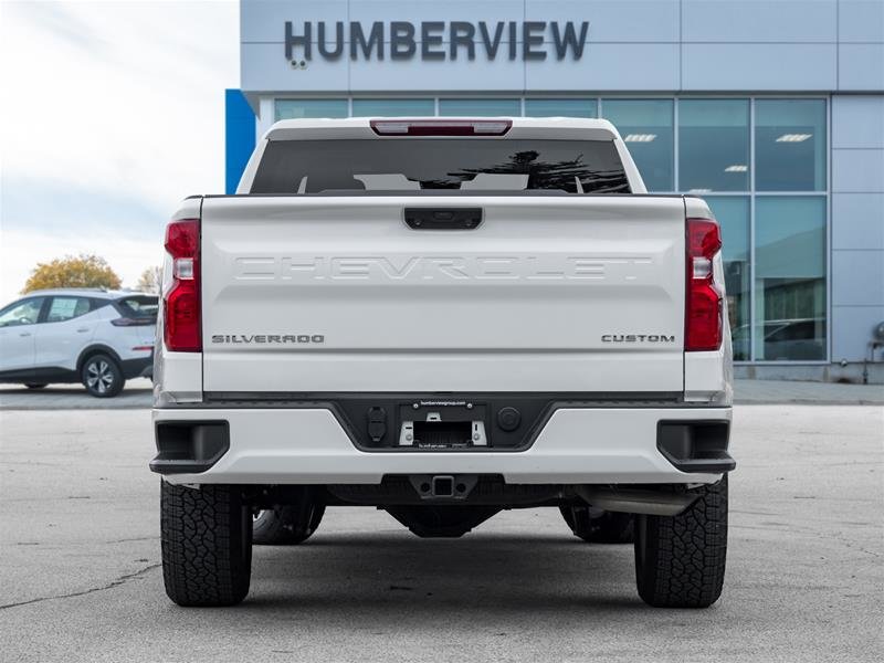 2023 Chevrolet Silverado 1500 Double Cab 4x4 Custom / Standard Box-5