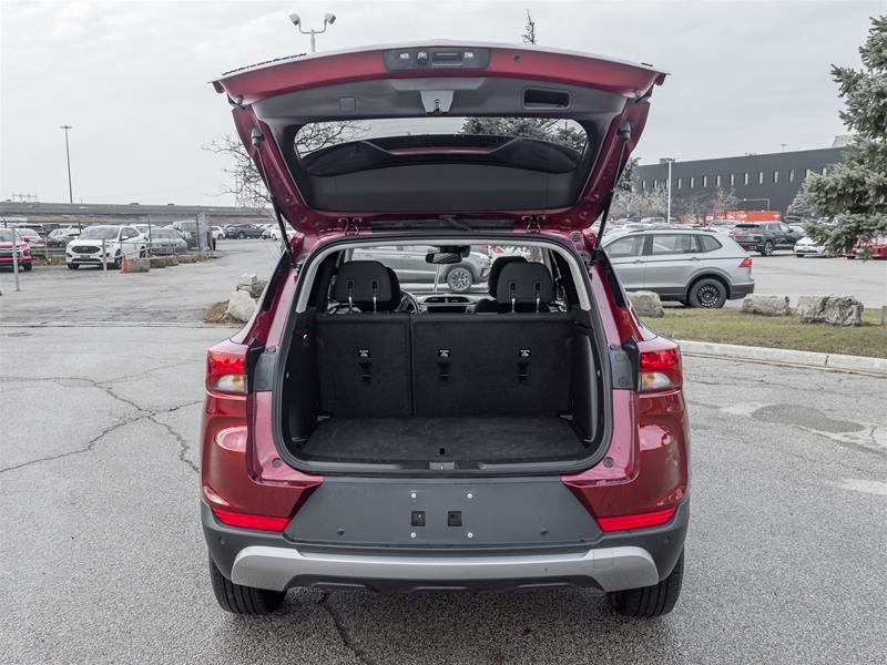 2022 Chevrolet Trailblazer FWD LT-24