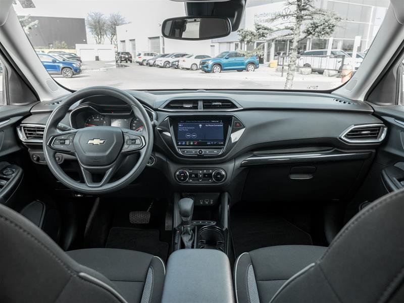 2023 Chevrolet Trailblazer FWD LT-19