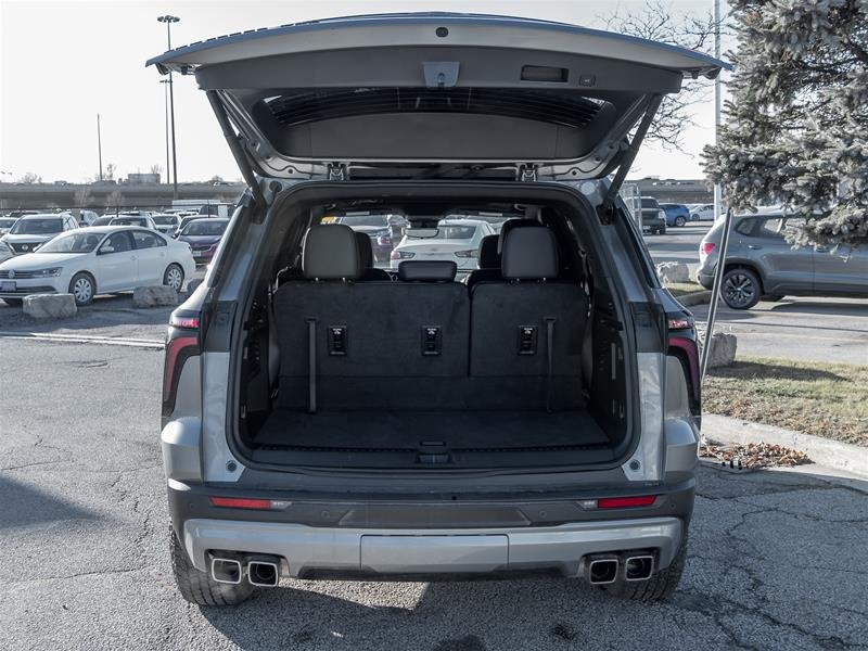 2024 Chevrolet Traverse Z71-32