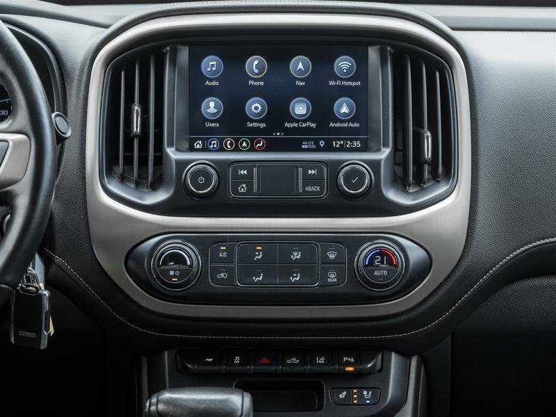 2020 GMC Canyon Crew 4x4 Denali / Short Box-26