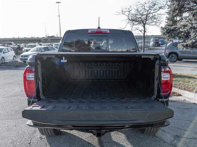 2024 GMC Canyon DENALI-33