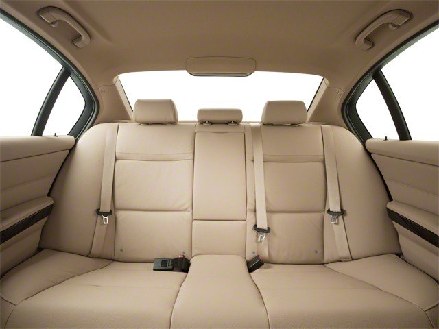 2011 BMW 3 Series 323i