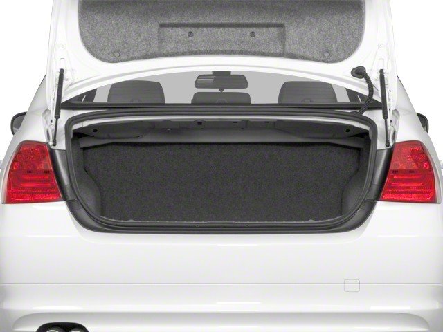 2011 BMW 3 Series 323i