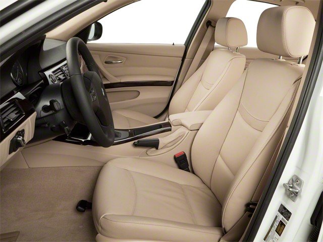 2011 BMW 3 Series 323i