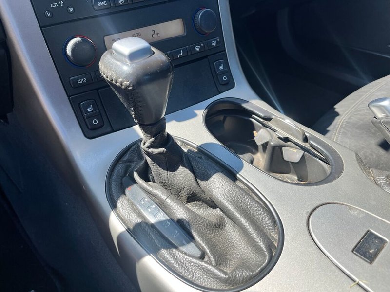 2005 Chevrolet Corvette BASE 2dr Cpe