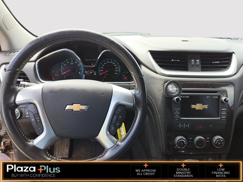 2017 Chevrolet Traverse LT AWD 4dr LT w-1LT