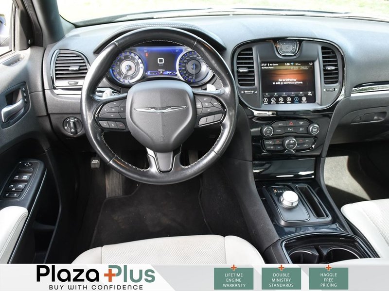 2021 Chrysler 300 S HEATED WHEEL/HEATED SEATS FRONT AND REAR/COOLED SEATS/LEATHER/PREMIUM SOUND/BACK UP CAMERA