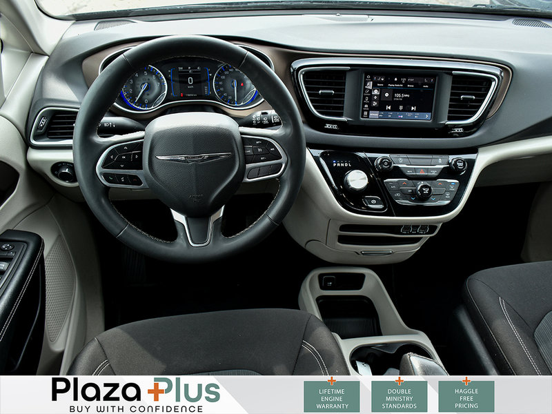 2022 Chrysler Grand Caravan SXT GREAT CONDITION! | POWER DOORS | REMOTE START | APPLE CARPLAY + ANDROID AUTO