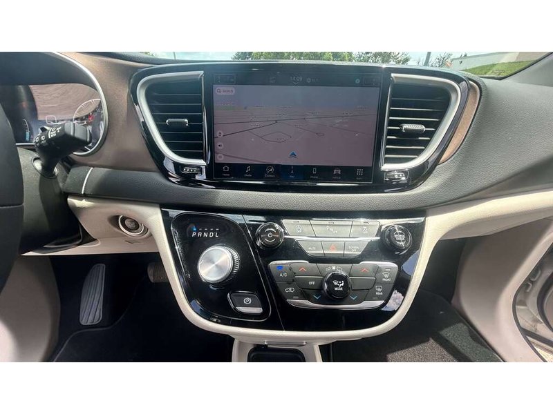 2024 Chrysler Grand Caravan SXT SXT 2WD