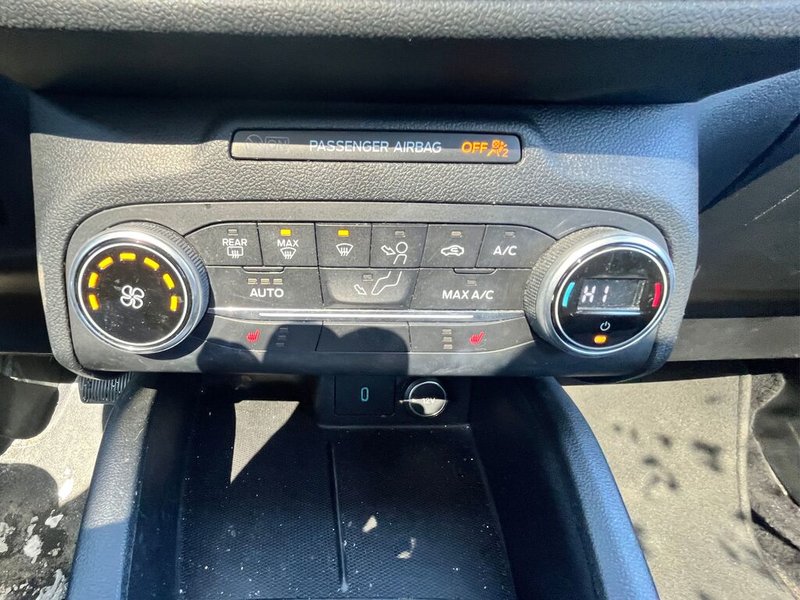 2020 Ford Escape SE SE AWD