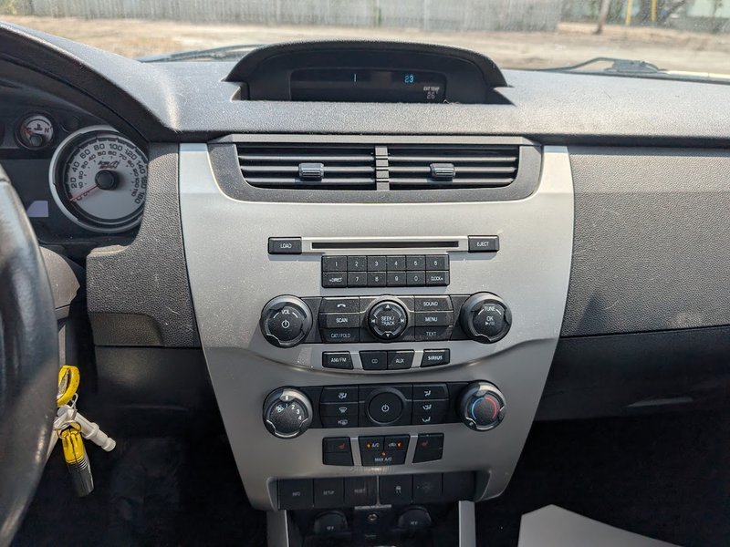 2011 Ford Focus SE AS IS