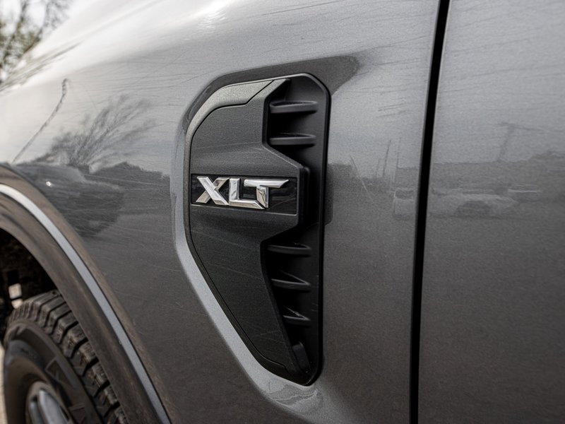 2024 Ford Ranger XLT XLT 4WD SuperCrew 5' Box