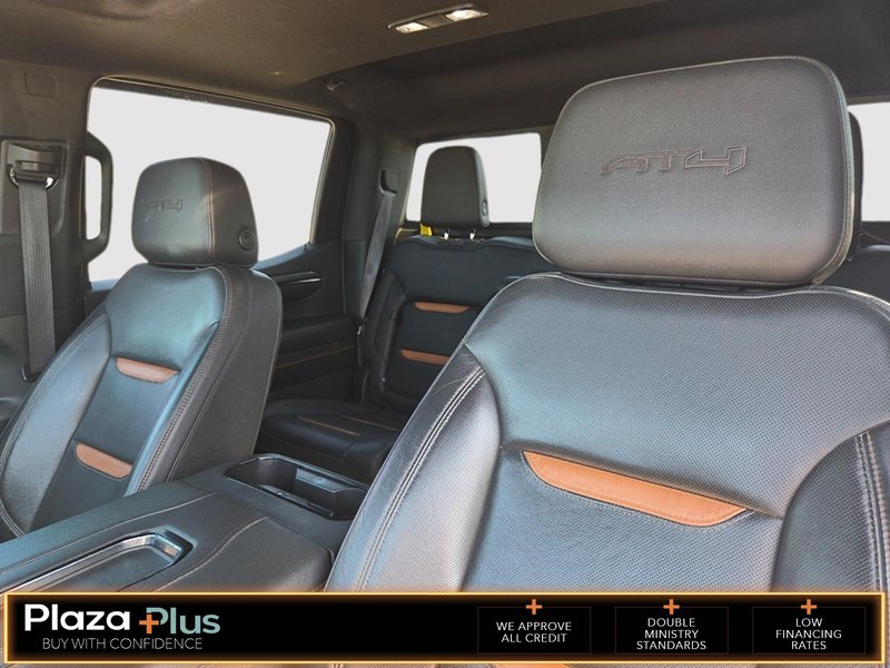 2022 GMC Sierra 1500 AT4 4WD Crew Cab 157  AT4