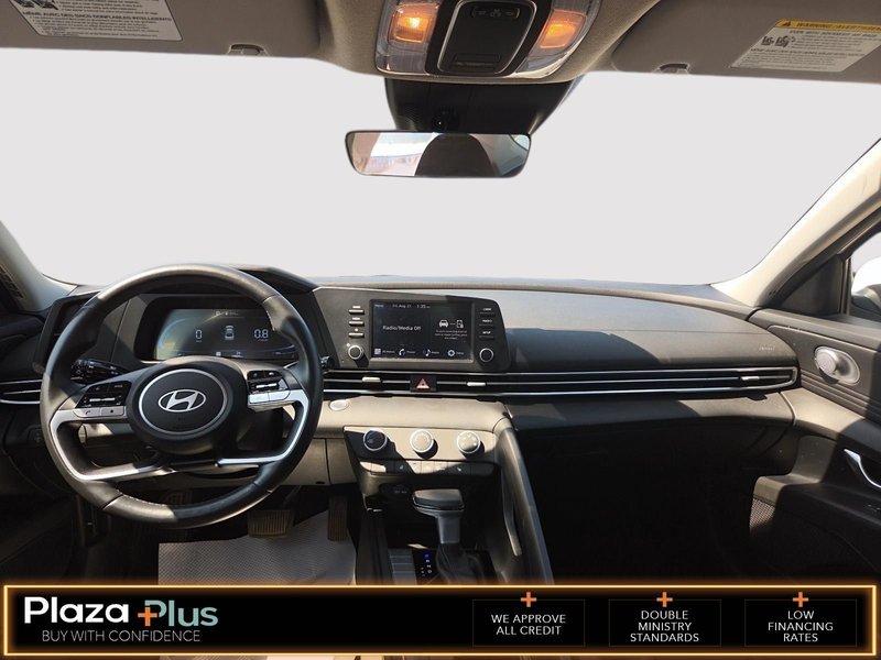 2025 Hyundai Elantra Preferred Preferred IVT
