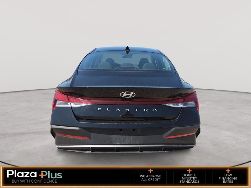 2025 Hyundai Elantra Preferred Preferred IVT