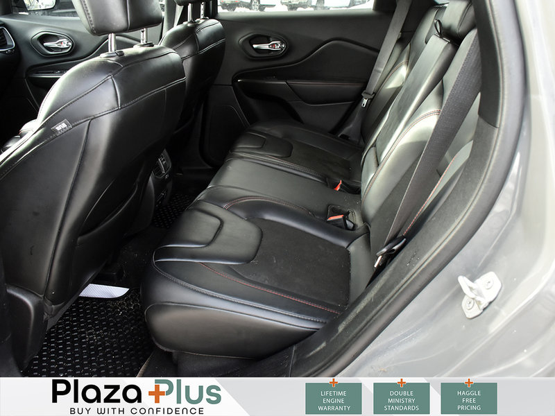 2019 Jeep Cherokee Trailhawk POWER LIFT GATE/V6/HEATED WHEEL/HEATED SEATS/APPLE CAR PLAY