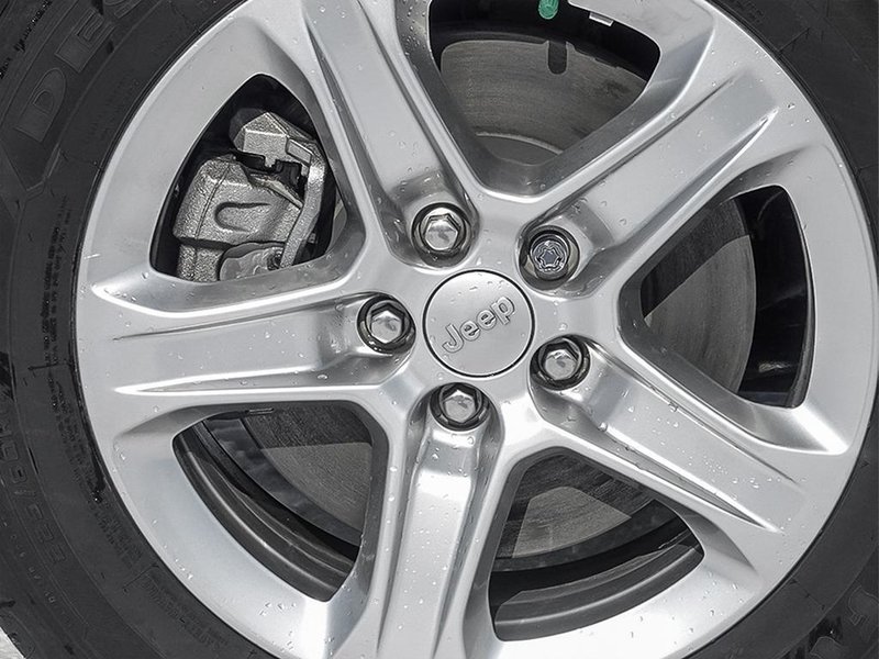 2024 Jeep Compass NORTH BRAND NEW!! PRICED TO SELL