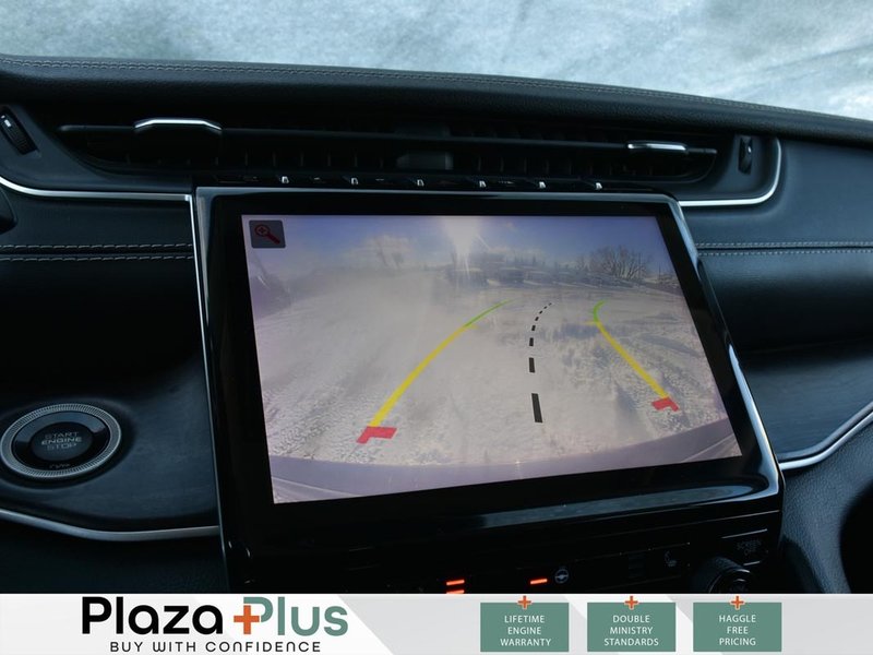 2022 Jeep Grand Cherokee Limited HEATED FRONT AND REAR SEATS/HEATED WHEEL/LEATHER/PREMIUM SOUND/APPLE CAR PLAY