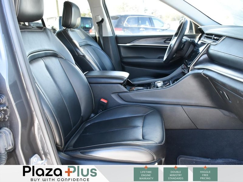 2022 Jeep Grand Cherokee Limited HEATED FRONT AND REAR SEATS/HEATED WHEEL/LEATHER/PREMIUM SOUND/APPLE CAR PLAY