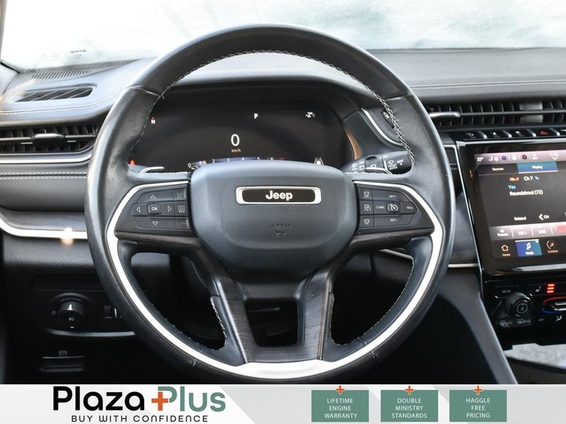 2022 Jeep Grand Cherokee Limited HEATED FRONT AND REAR SEATS/HEATED WHEEL/LEATHER/PREMIUM SOUND/APPLE CAR PLAY