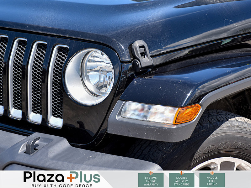 2018 Jeep Wrangler Unlimited Sahara LEATHER SEATS | LOW KM | ALLOY RIMS