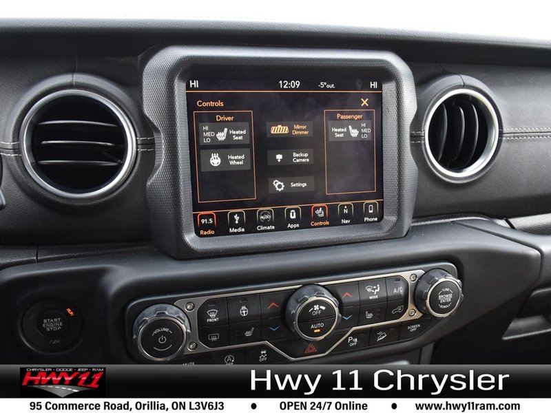 2018 Jeep Wrangler Unlimited Sahara LEATHER SEATS | LOW KM | ALLOY RIMS
