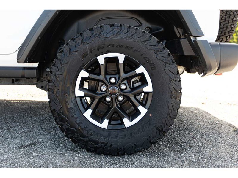 2024 Jeep Wrangler Rubicon RUBICON 4 DOOR 4x4   3.6L V6 ENGINE