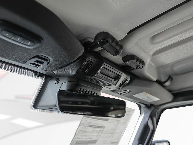 2024 Jeep Wrangler Rubicon HEATED WHEEL/PREMIUM SOUND/NAVIGATION/TOW PKG