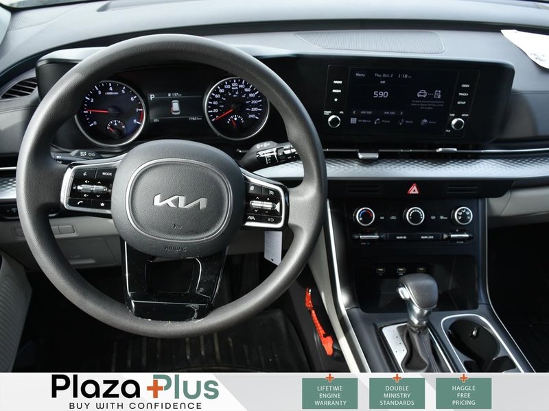 2024 Kia Carnival LX+
