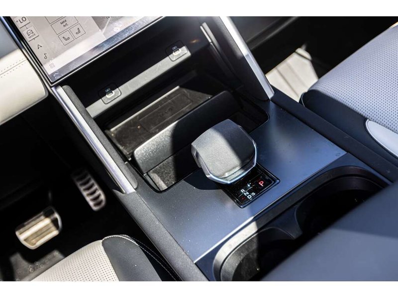 2024 Land Rover Discovery Sport Dynamic HSE Dynamic HSE 4WD