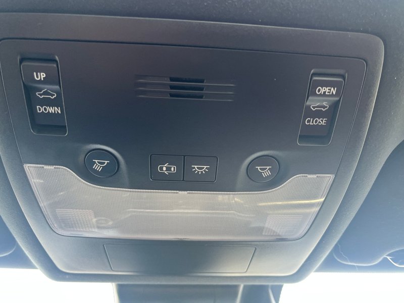 2018 Lexus IS 300 F SPORT F-SPORT/SILVER/RED LEATHER/SUNROOF/HEATED SEATS