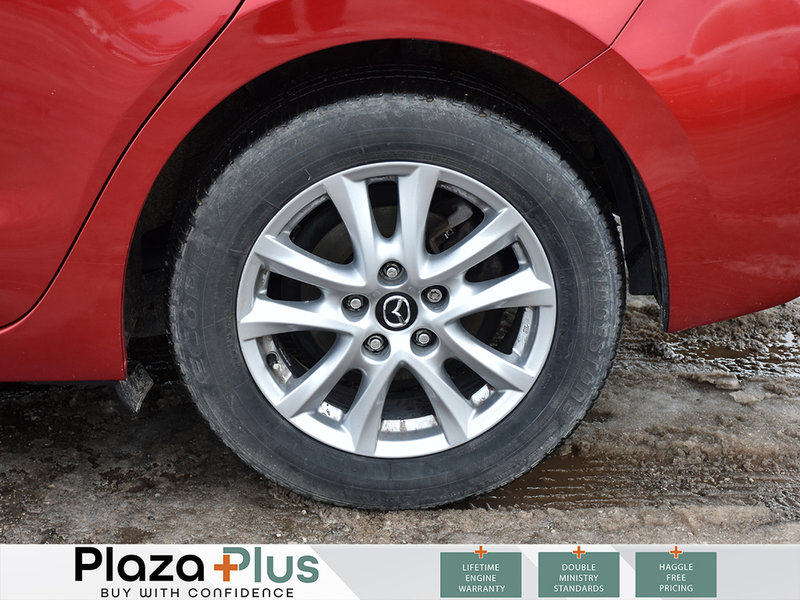 2018 Mazda 3 GS AUTOMATIC/FREE WINTER TIRES/POWER WINDOWS AND LOCKS/SUNROOF