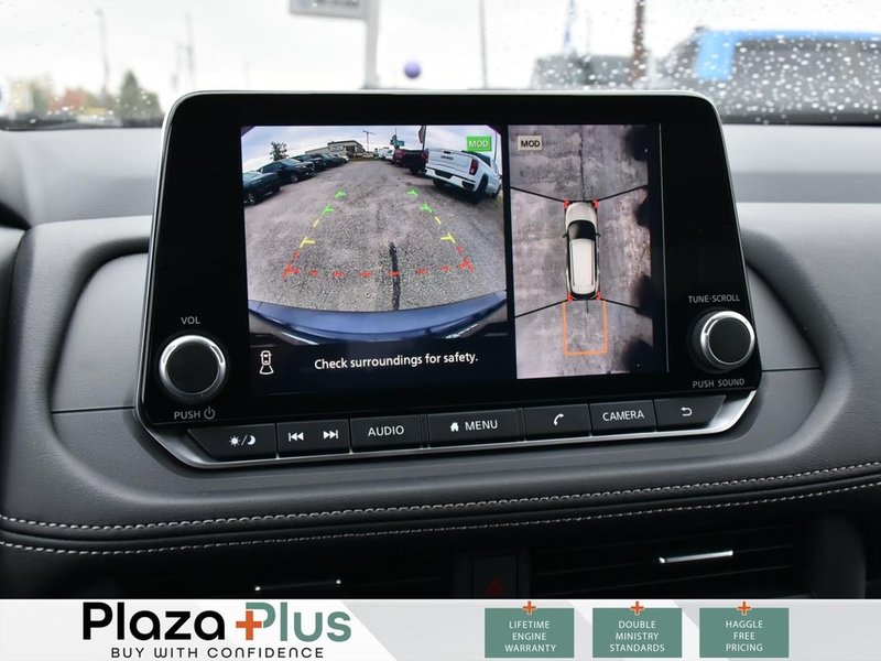 2024 Nissan Rogue SV Moonroof