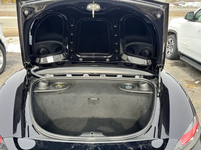 2018 Porsche 718 Boxster BASE HEATED AND COOLED SEATS/POWER TOP/AUTOMATIC/LEATHER/BACK UP CAMERA/POWER SEATS