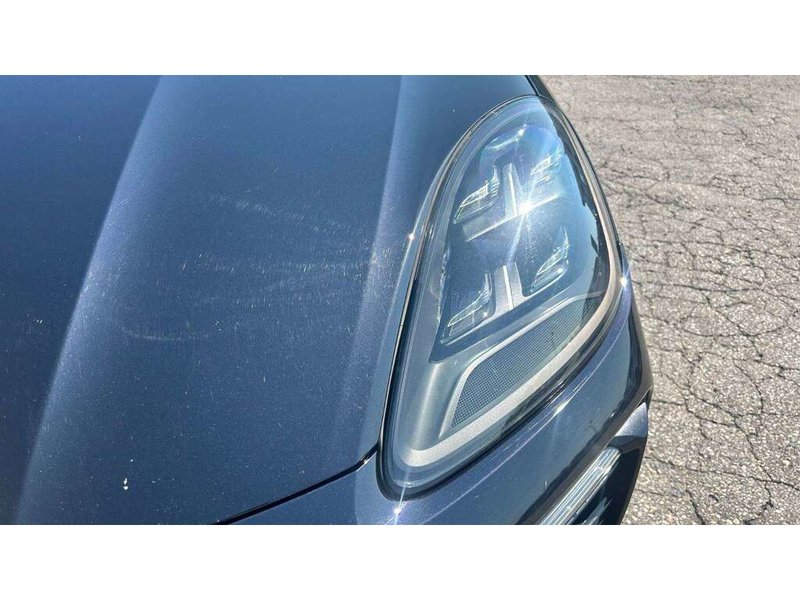 2021 Porsche Cayenne GTS PREMIUM PLUS PKG/BORDEAUX RED INTERIOR/ASSITANCE PKG/REAR ENTERTAINMENT/SPORT CHRONO PKG
