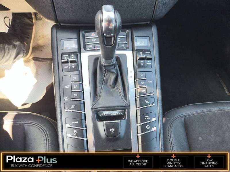 2016 Porsche Macan S AWD 4DR S   3.0L TWIN -TURBO V6 ENGINE
